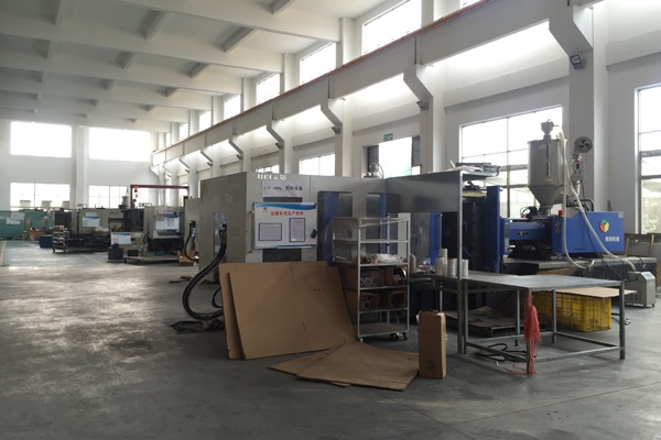 Injection Molding Equipment